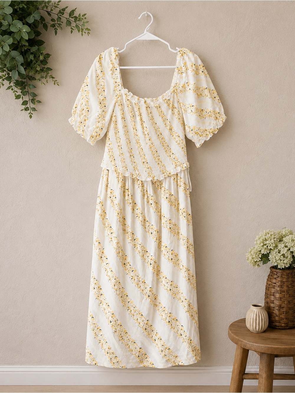 Bebop NWT Yellow Floral Smocked Puff Sleeve Maxi Dress Size L
